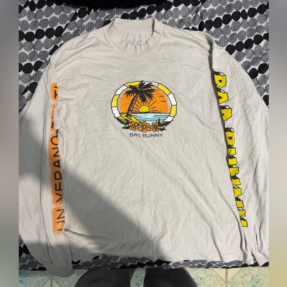 Bad Bunny Graphic Long Sleeve Shirt - Cream